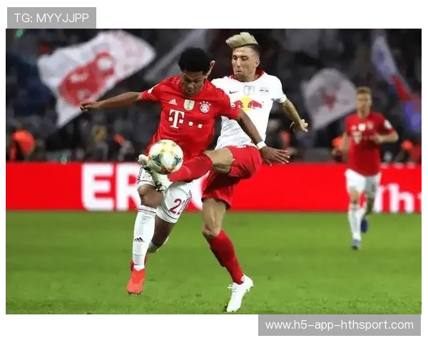 德甲拜仁边路组合连续破门，进攻如潮